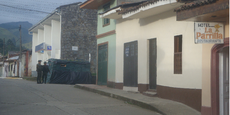 Silvia-Colombia-Farc-bunker