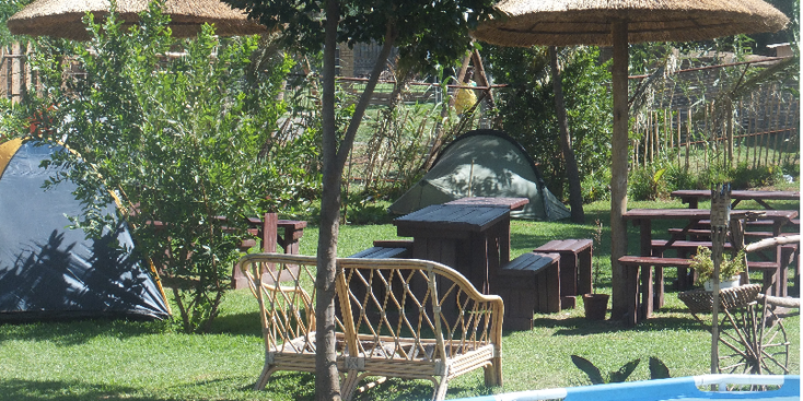 LEBO-Soweto-Backpackers-Orlando-tent-camping-Johannesburg-Zuid-Afrika