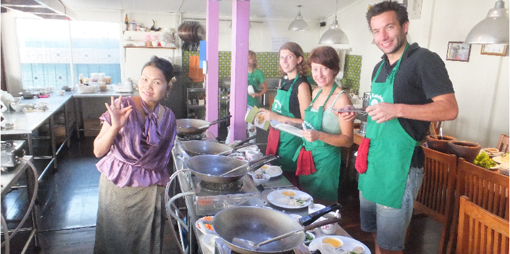 Mai-Kaidee-kook-cursus-Bangkok-Thailand-koken