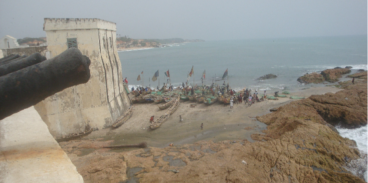 Sint-George-Cape-Coast-slavenforten-Ghana-Goudkust-kanonnen-fort-kanon