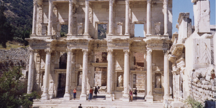 Ephesus-Ephese-Efeze-Library-Celsus-Roman-Ruins-Archeology-Turkey