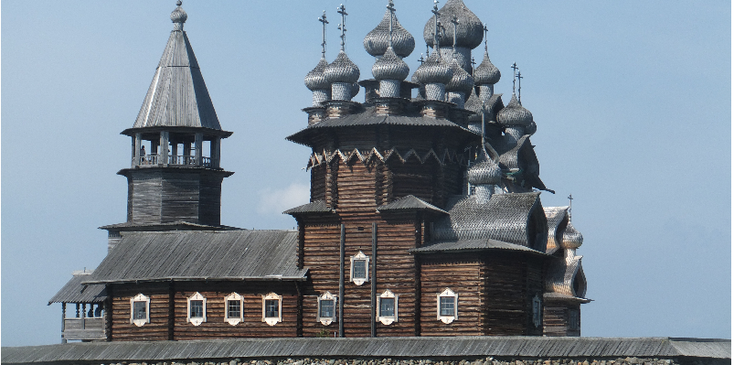 Kizhi-houten-kerk-koepel-eiland-museum-Rusland
