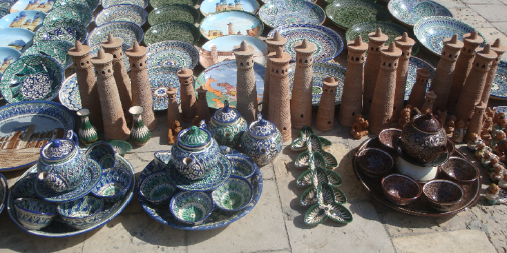 Khiva-Buchara-Samarkand-Oezbekistan-souvenirs-theekop-minnaret