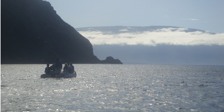 Buccaneer-cove-boekanier-piraten-grot-boot-Galapagos-Ecuador