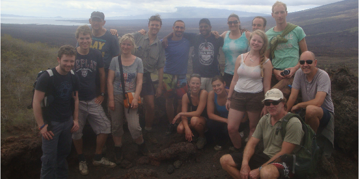 Galapagos-nationaal-park-groepsfoto-tour-Ecuador