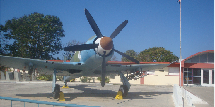 Playa-Giron-vliegtuig-museum-varkensbaai-Bay-of-Pigs-Cuba
