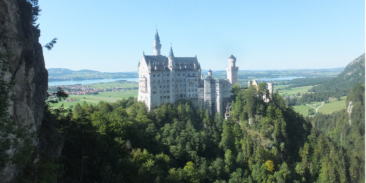 Neuschwanstein-Ludwig-II-Disney-kasteel-Fussen-uitzicht-Duitsland