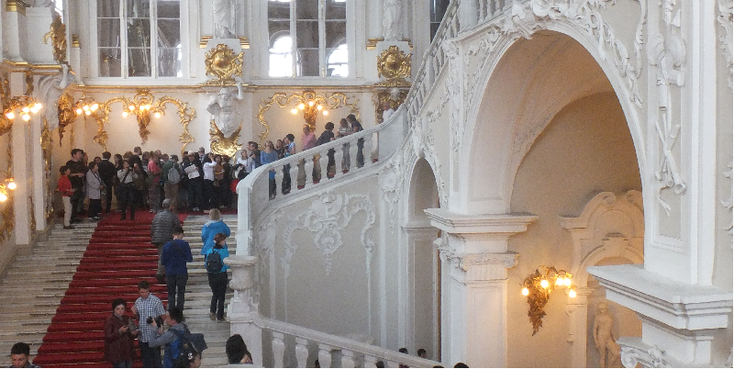 Poesjkin-Tsarskoe-Selo-trappenhuis-goud-marmer-Rusland