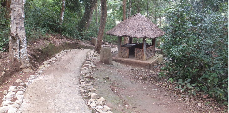 Tham-Quan-di-Tich-So-Chi-Huy-Chien-Dich-wachthuisje-Muong-Phang-hoofdkwartier-Giap-rieten-hut-Vietnam