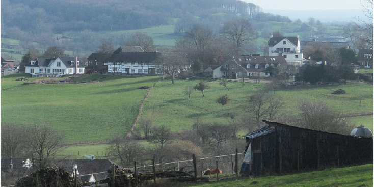 Limburg-heuvels-landschap-natuur-boerderij-Zuid-Nederland