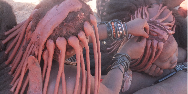 Himba-haar-Namibië