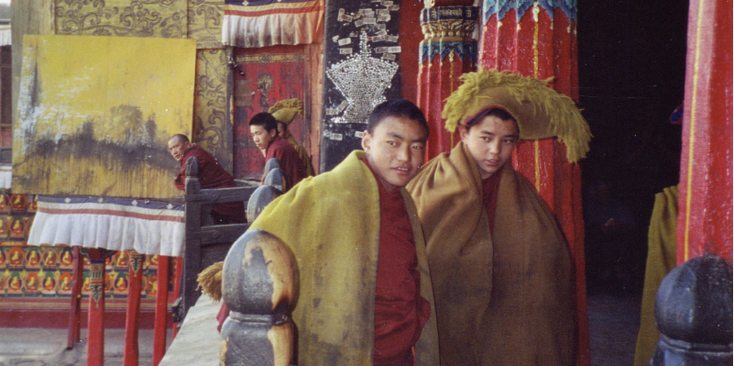 Shigatse-Tashilhunpo-klooster-monniken-Boeddhisten-Tibet-China