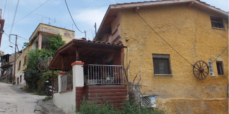 Studio-Arabas-Thessaloniki-hostel-Greece
