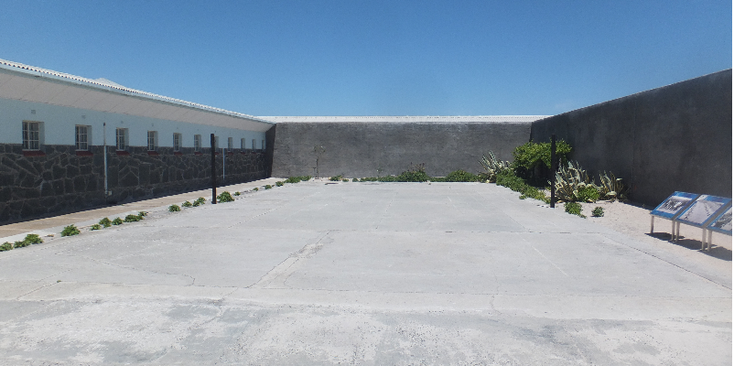 Robbeneiland-gevangenis-tuin-binnenplaats-eiland-Nelson-Mandela-Kaapstad-Zuid-Afrika