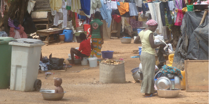 Accra-Ghana-markt-kind-straatleven