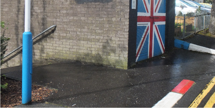 Londenderry-Derry-stoepen-geverfd-muurschildering-Noord-Ierland