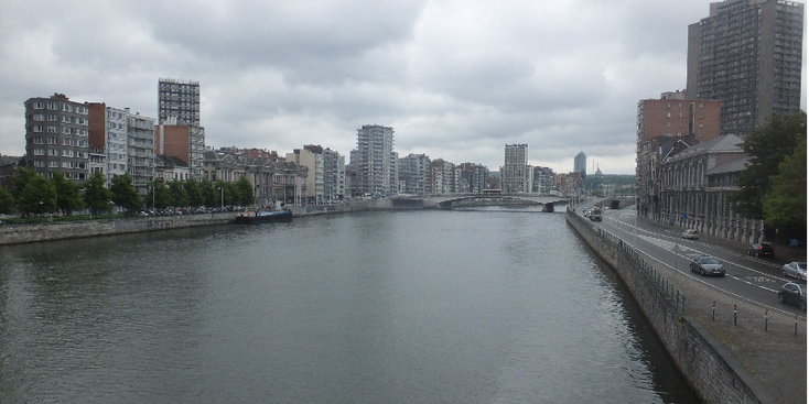 Luik-Maas-rivier-oever-België