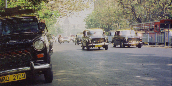 Bombay-Mumbai-taxi-straatleven-India