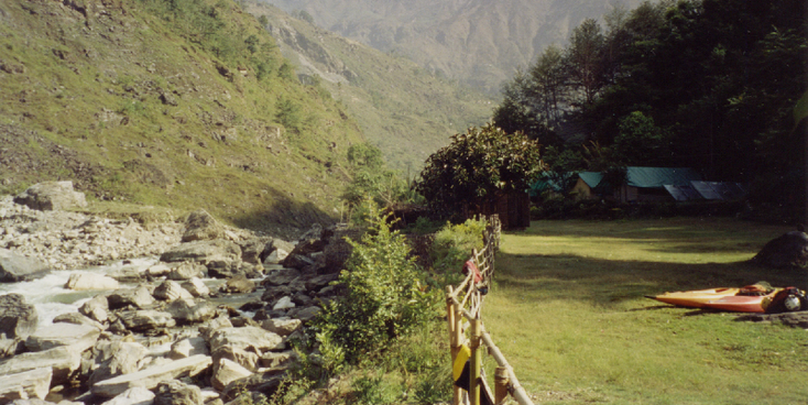 Borderlands-Bhote-Kosi-Rafting-River-Canoe-Nepal