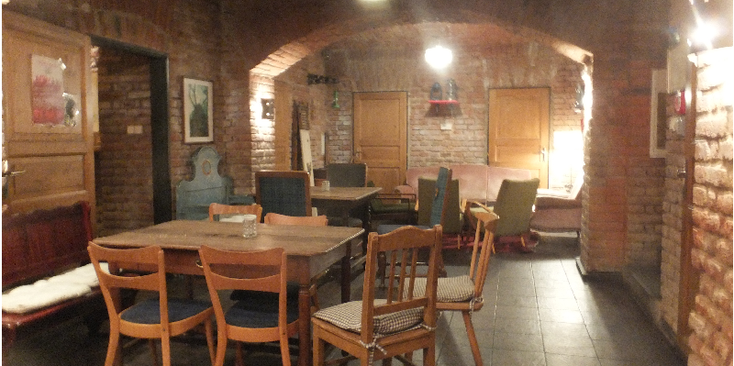 Sir-Toby-hostel-kelder-bar-Praag-Tsjechië
