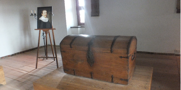 Hugo-de-Groot-kamer-boekenkist-slot-Loevestein-kasteel-smokkel-Nederland