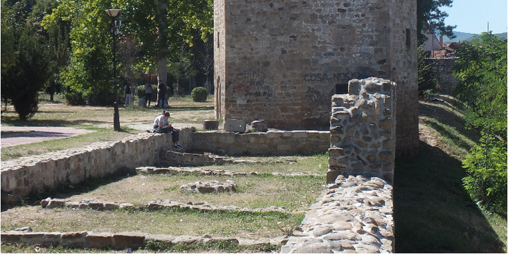Novi-Pazar-stadsmuur-fort-Servië