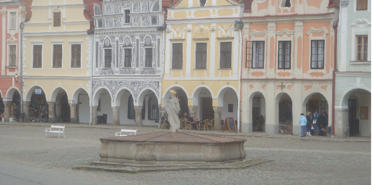 Telc-Namesti-Zachariase-Z-Hradce-driehoeks-plein-Tsjechie-Renaissance