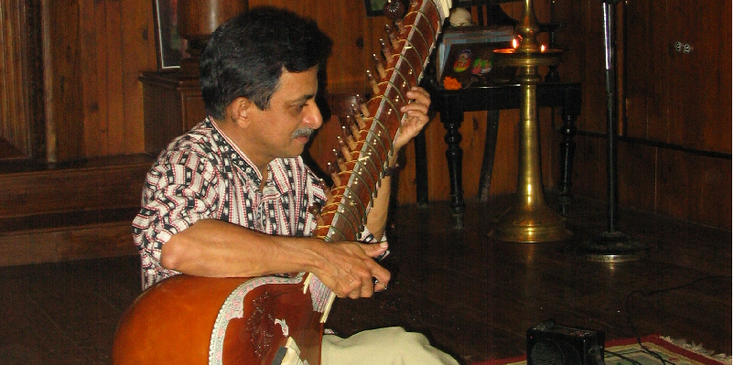 Kerala-Kathakali-Centre-centrum-Kochi-Indiase-klassieke-muziek-gitaar-India