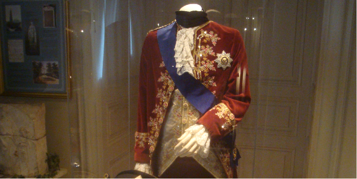 Rundale-Palace-Costume-Latvia