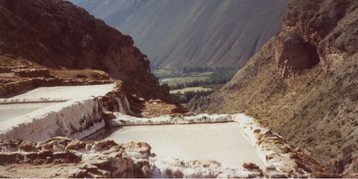 Salinas-zoutplateaus-Cuzco-Peru