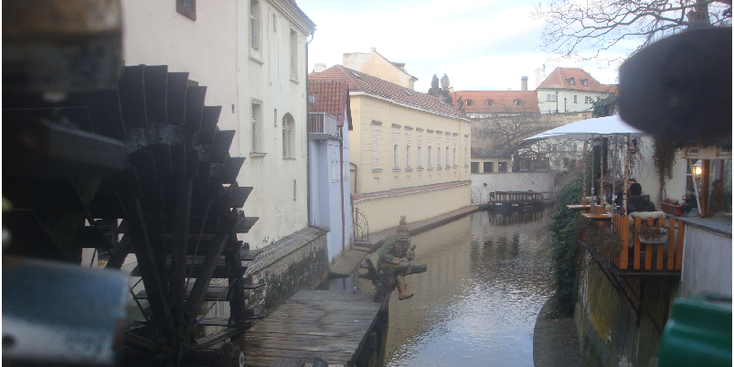 Praag-kanaal-rad-terras-Tsjechië