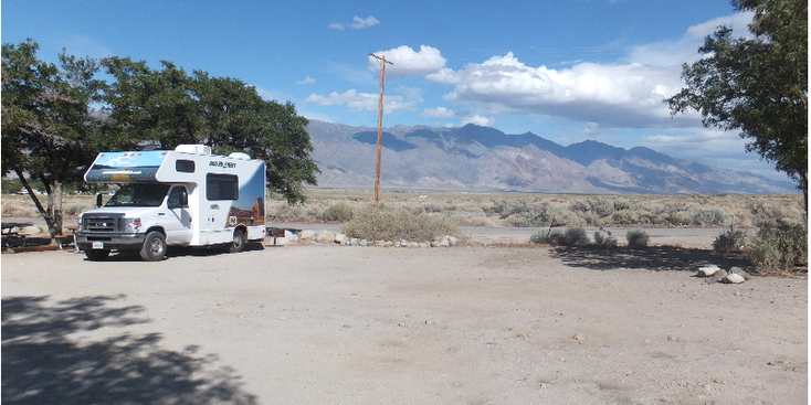 Independence-Creek-campground-camping-camper-Californië-Verenigde-Staten