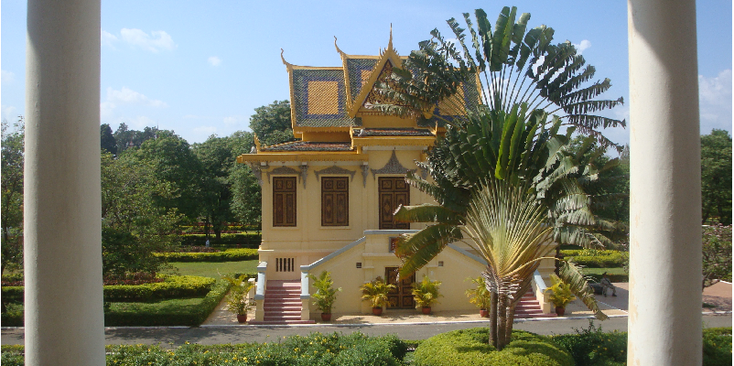 Phnom-Penh-Koninklijk-paleis-waaier-Cambodja