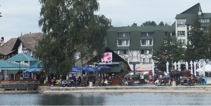 Zlatibor-nationaal-park-vijver-markt-Servië