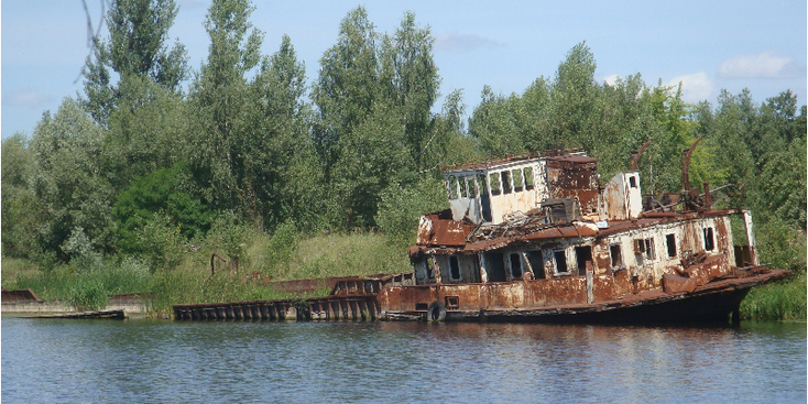 Tsjernobyl-rivier-boot-nucleaire-ramp-Oekraïne