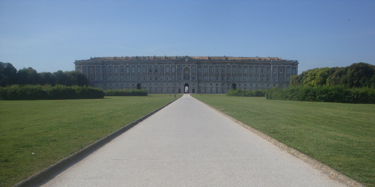 Caserta-Palazzo-Reale-de-Italië-paleis-Koninklijk-tuin
