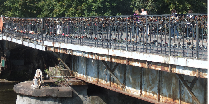 Honingbrug-sloten-Kaliningrad-Koningsbergen-Rusland-Pruisen