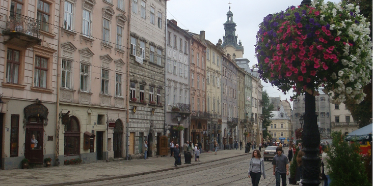 Lviv-Lvov-Lemberg-winkelstraat-Oekraïne