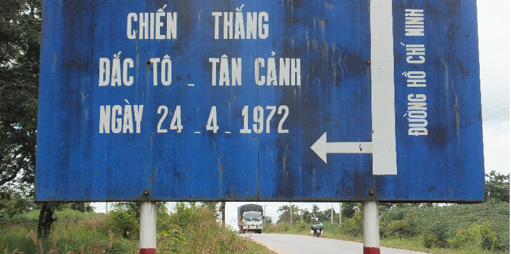 Sign-Board-Vietnam