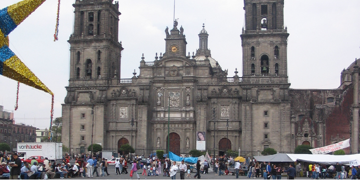 Zocalo-Mexico-stad-kerk-kathedraal-Plaza-Mayor-Mexico