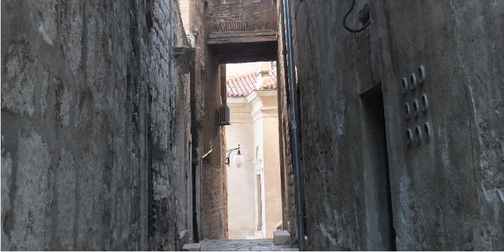 Sibenek-steeg-Kroatië