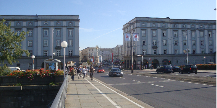 Linz-Hitler-gebouwen-Donau-rivier-Oostenrijk