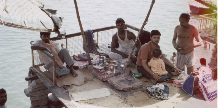 Varanasi-Ghat-Ganges-rivier-oever-heilig-India