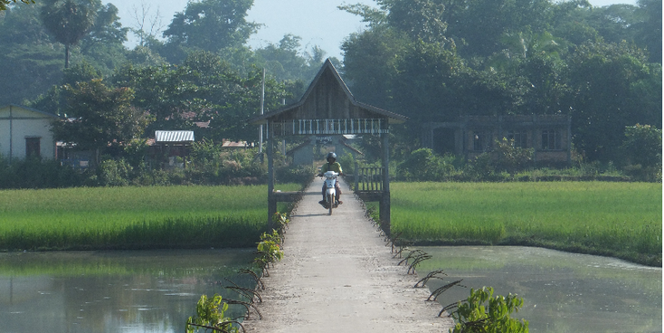 Hpa-An-meer-scooter-Myanmar-Birma