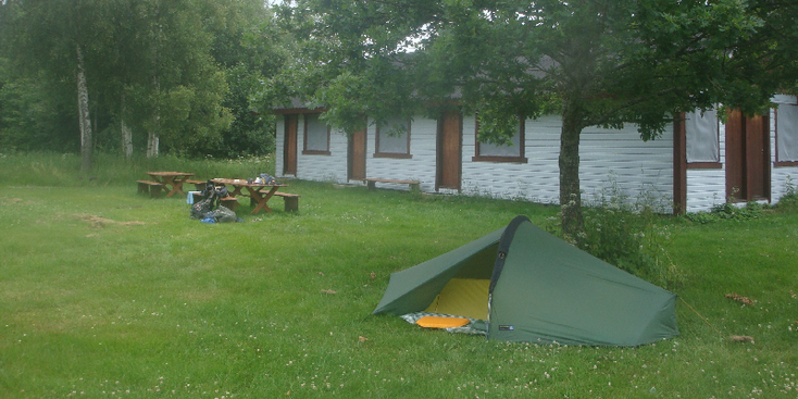 Sorve-Turismitalu-Camping-cabines-tent-Saarema-eiland-Estland