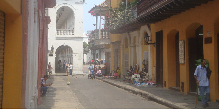 Cartagena-Colombia-straatleven-kokosnoot-verkoper-straat