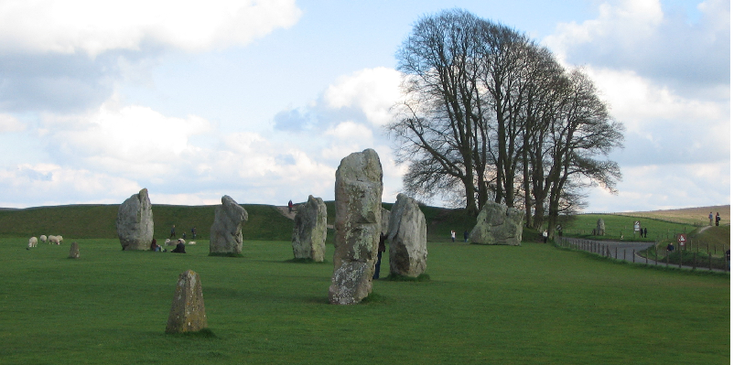 Avebury-stenen-rotsen-keien-archeologie-antiek-cirkel-Cotswolds-Engeland