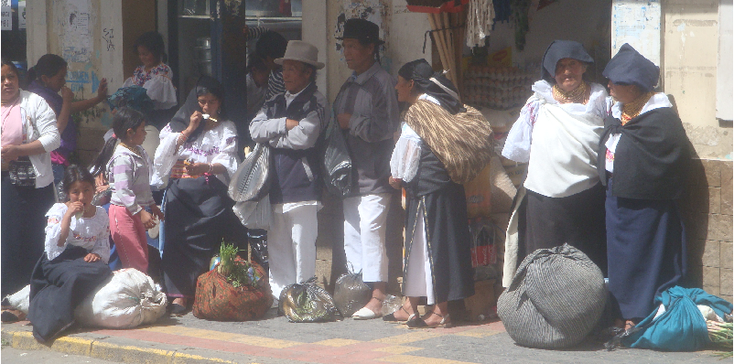 Fachalinas-markt-inheems-Otavalo-traditioneel-bushalte-Ecuador