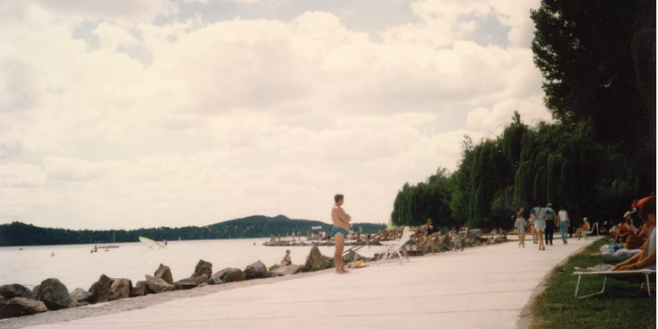 Fured-Balatonmeer-strand-boulevard-camping-Hongarije
