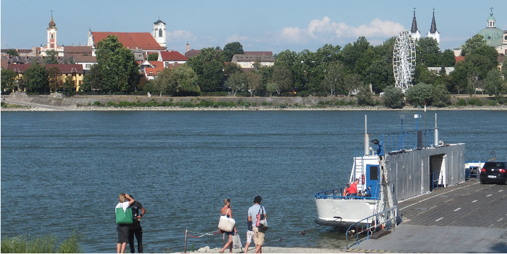 Vac-Donau-veerboot-Hongarije
